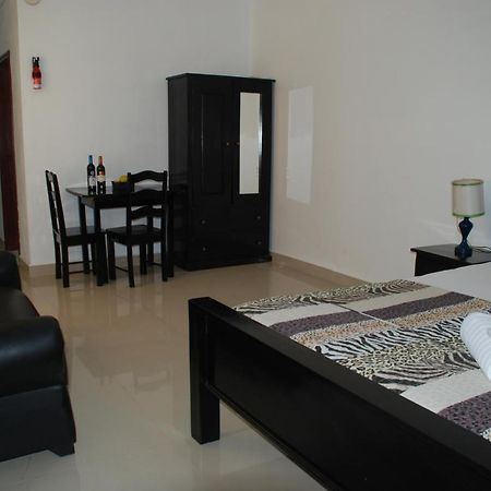 Hotel Coastalbay 2 & Golf Cart Rental San Pedro  Bagian luar foto