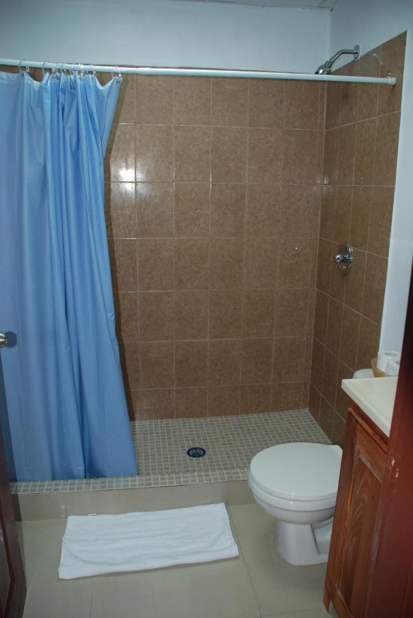 Hotel Coastalbay 2 & Golf Cart Rental San Pedro  Bagian luar foto