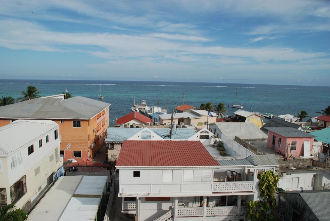 Hotel Coastalbay 2 & Golf Cart Rental San Pedro  Bagian luar foto