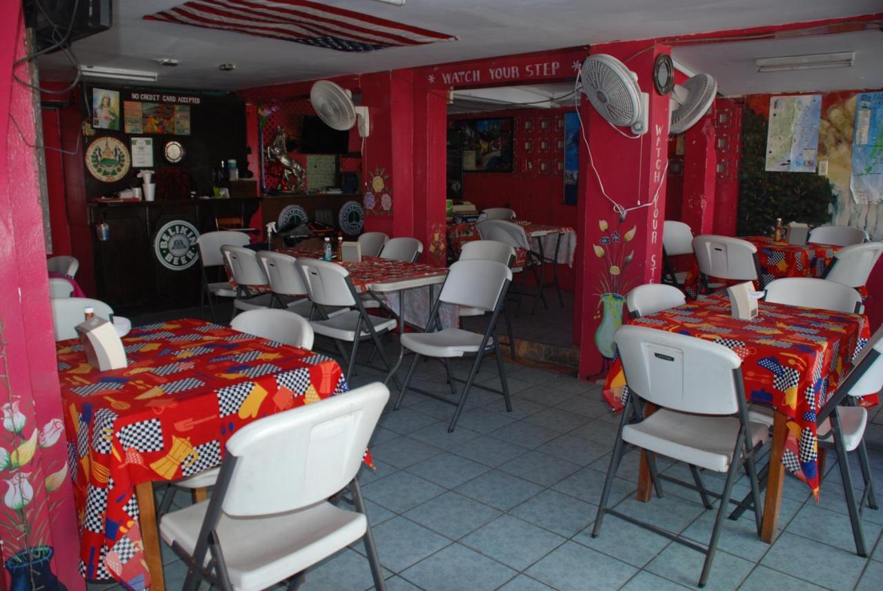 Hotel Coastalbay 2 & Golf Cart Rental San Pedro  Bagian luar foto