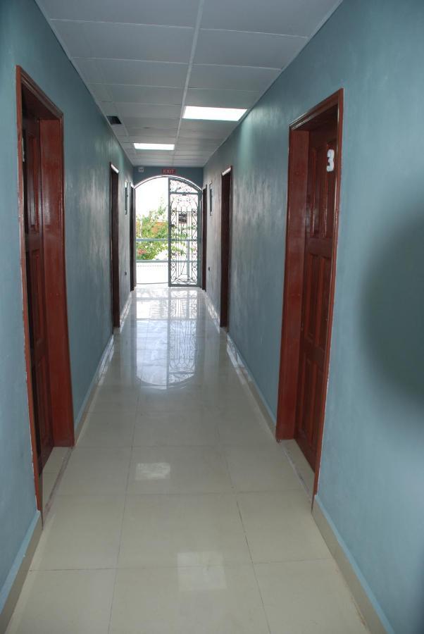 Hotel Coastalbay 2 & Golf Cart Rental San Pedro  Bagian luar foto