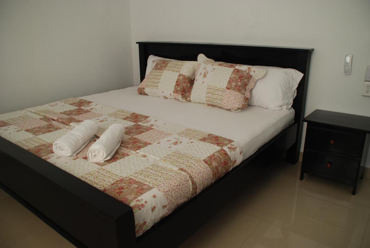 Hotel Coastalbay 2 & Golf Cart Rental San Pedro  Bagian luar foto