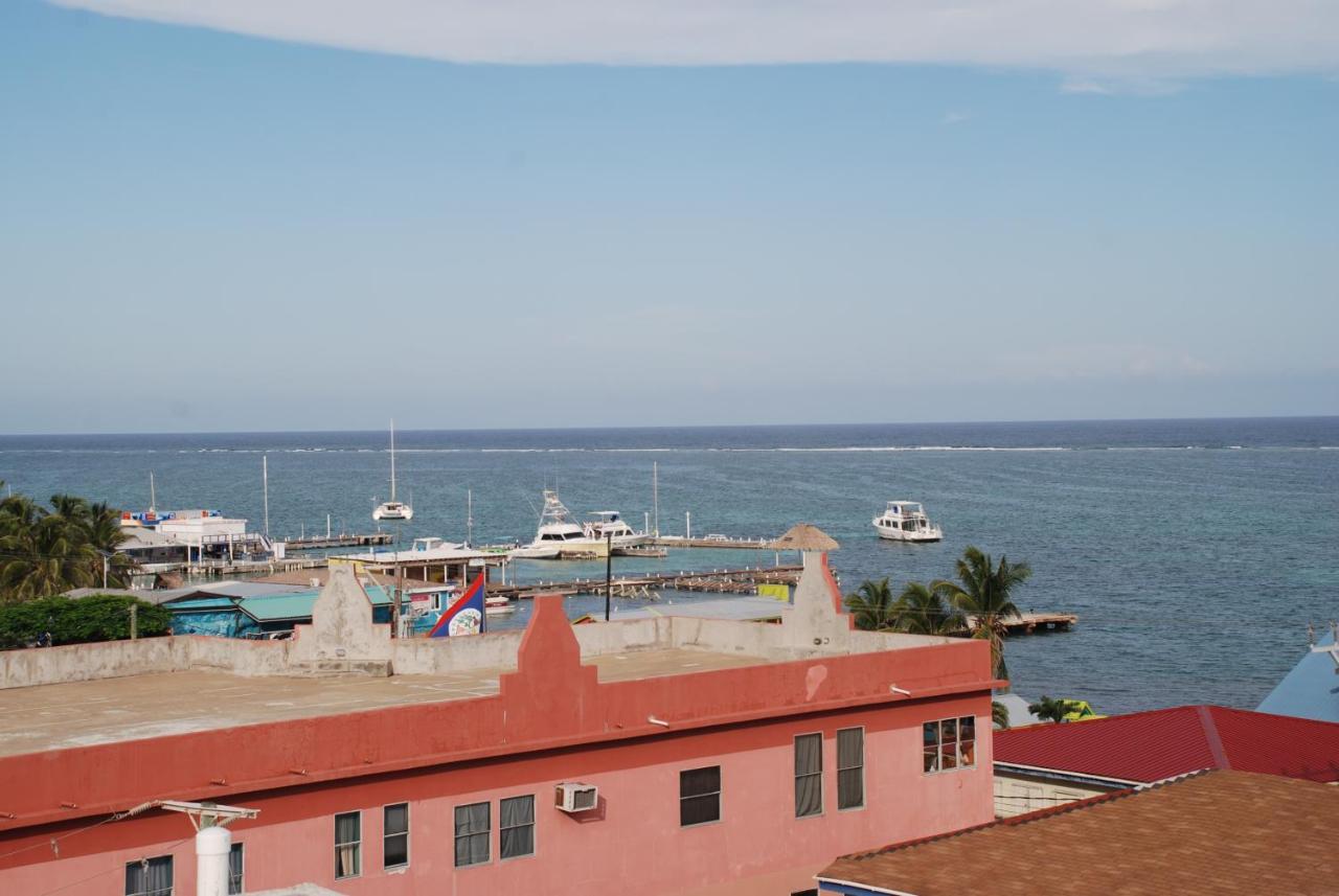 Hotel Coastalbay 2 & Golf Cart Rental San Pedro  Bagian luar foto