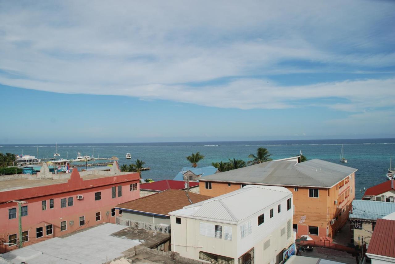 Hotel Coastalbay 2 & Golf Cart Rental San Pedro  Bagian luar foto